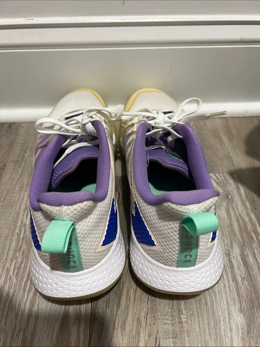 adidas Women’s Defiant Speed Sneakers Size 10